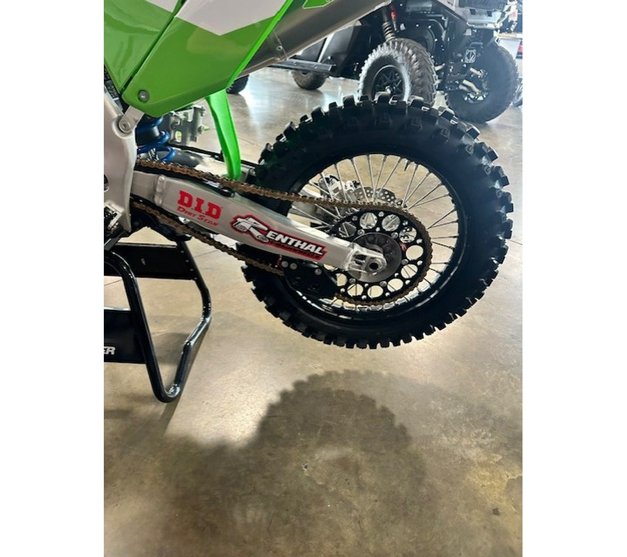2025 Kawasaki KX™ 450X