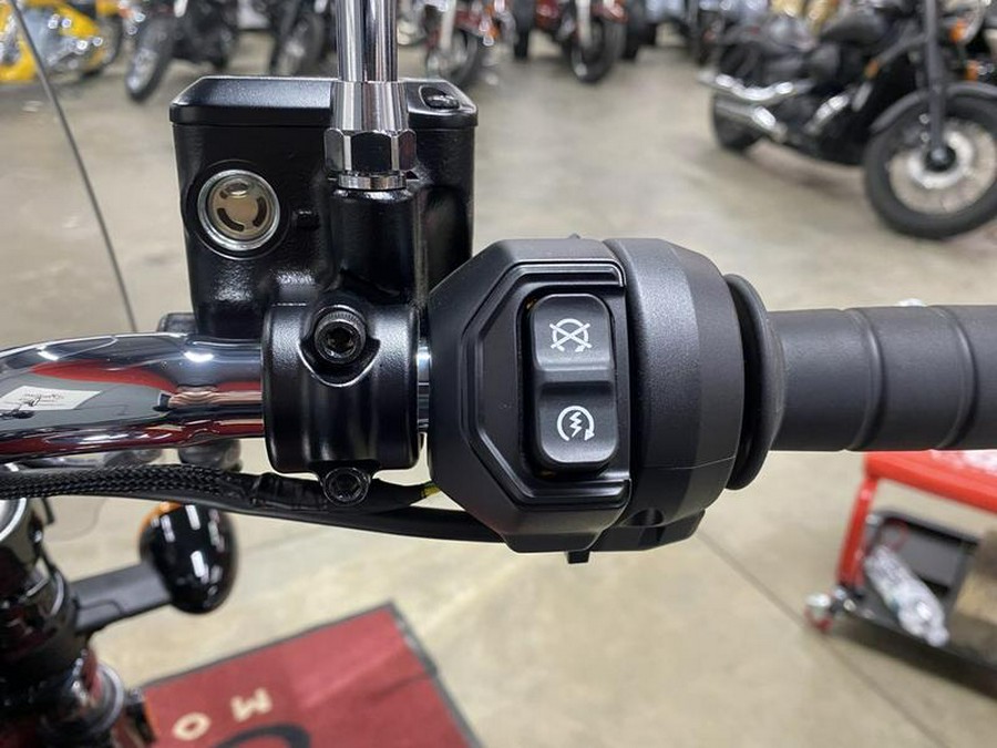 2025 Indian Motorcycle® Super Scout® Maroon Metallic with Graphics