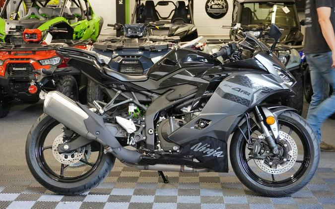 2026 Kawasaki Ninja® ZX™-4RR ABS