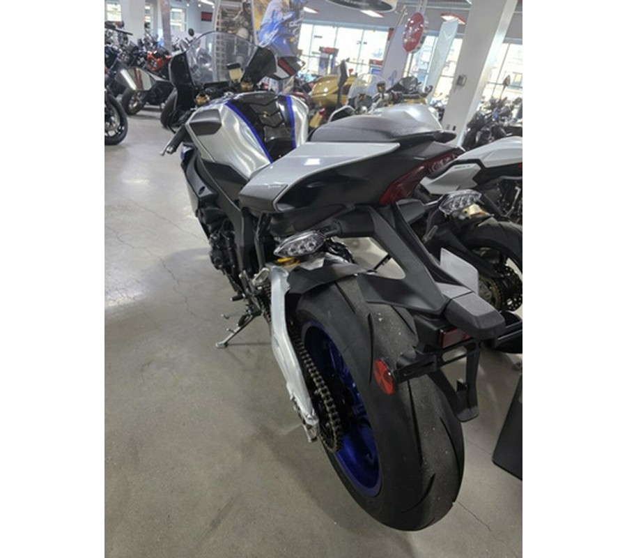 2018 Yamaha YZF R1M