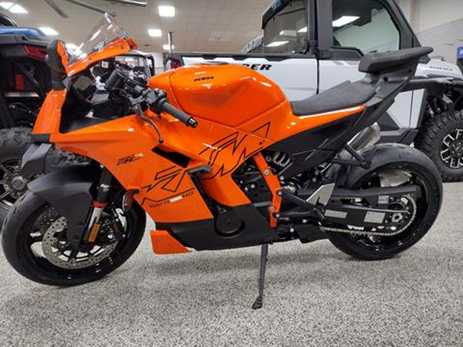 2026 KTM 990 RC R