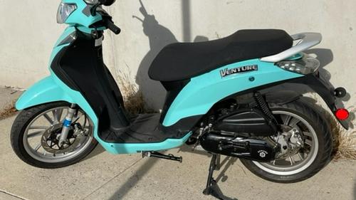 2019 Genuine Scooter Co Venture