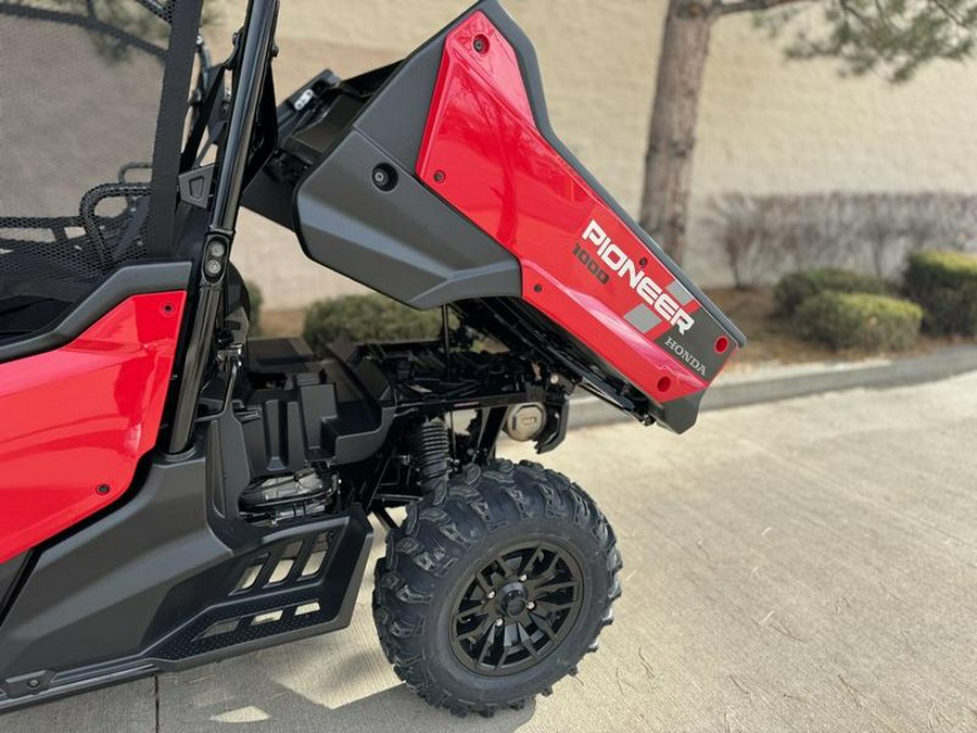 2024 Honda® Pioneer 1000-6 Deluxe Crew