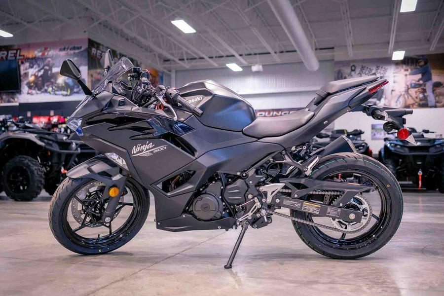 2026 Kawasaki Ninja® 500