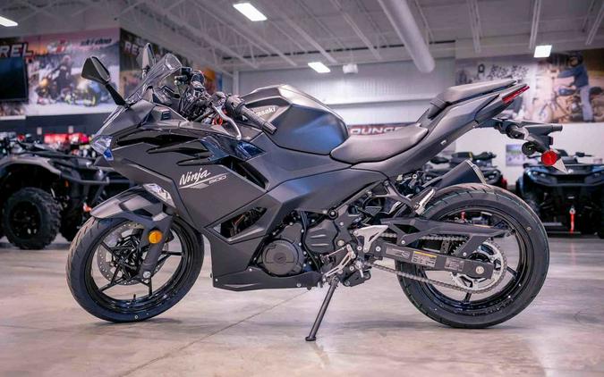 2026 Kawasaki Ninja® 500
