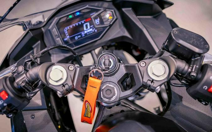 2026 Kawasaki Ninja® 500