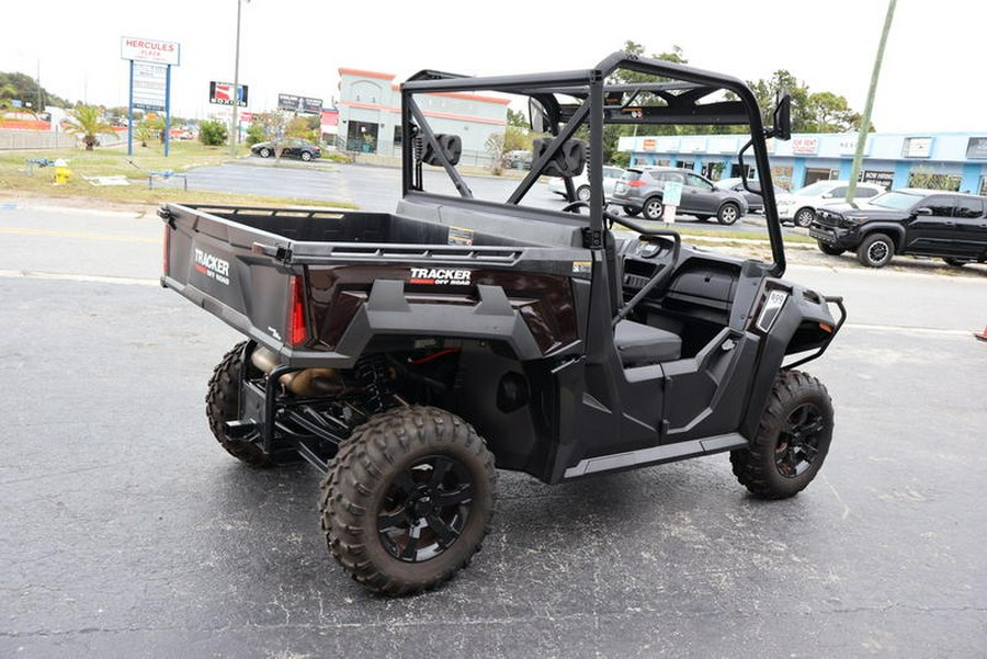 2023 Tracker® Boats 800 SX LE