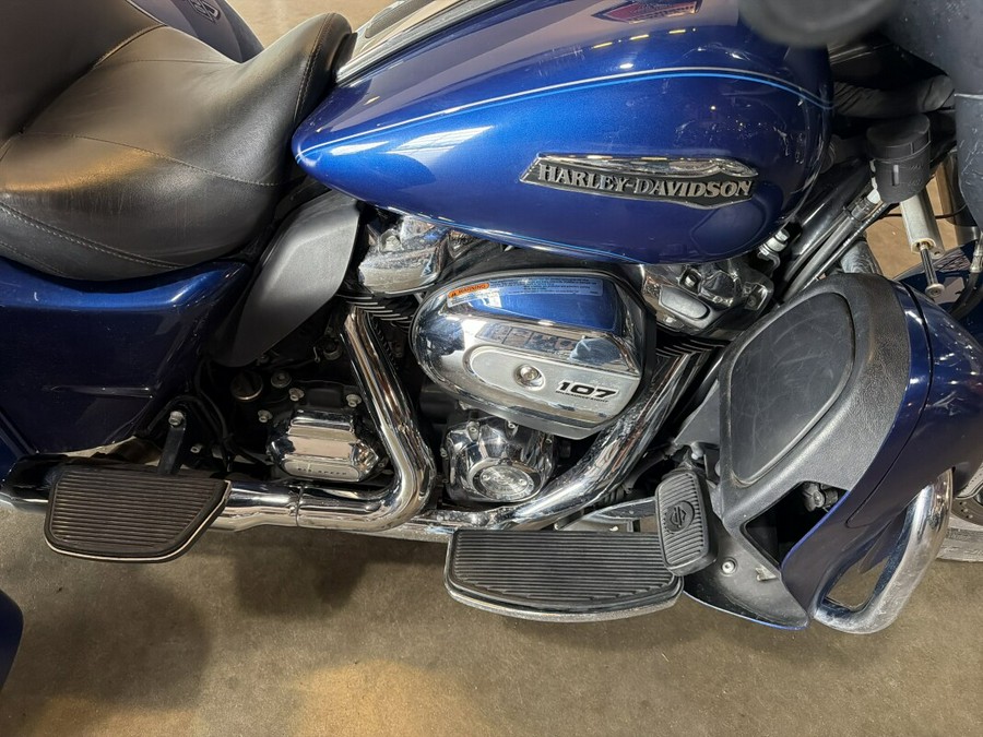 FLHTCUTG 2017 Tri Glide® Ultra