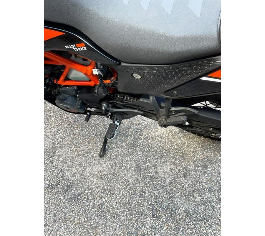 2024 Adventure 390 - KTM