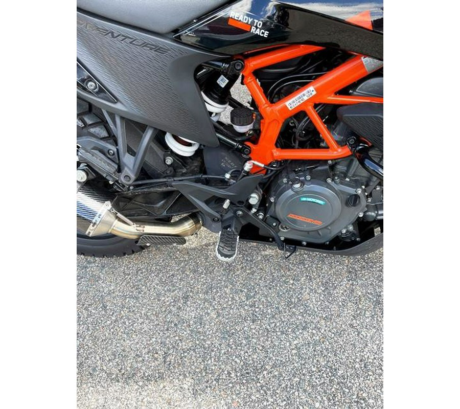 2024 Adventure 390 - KTM