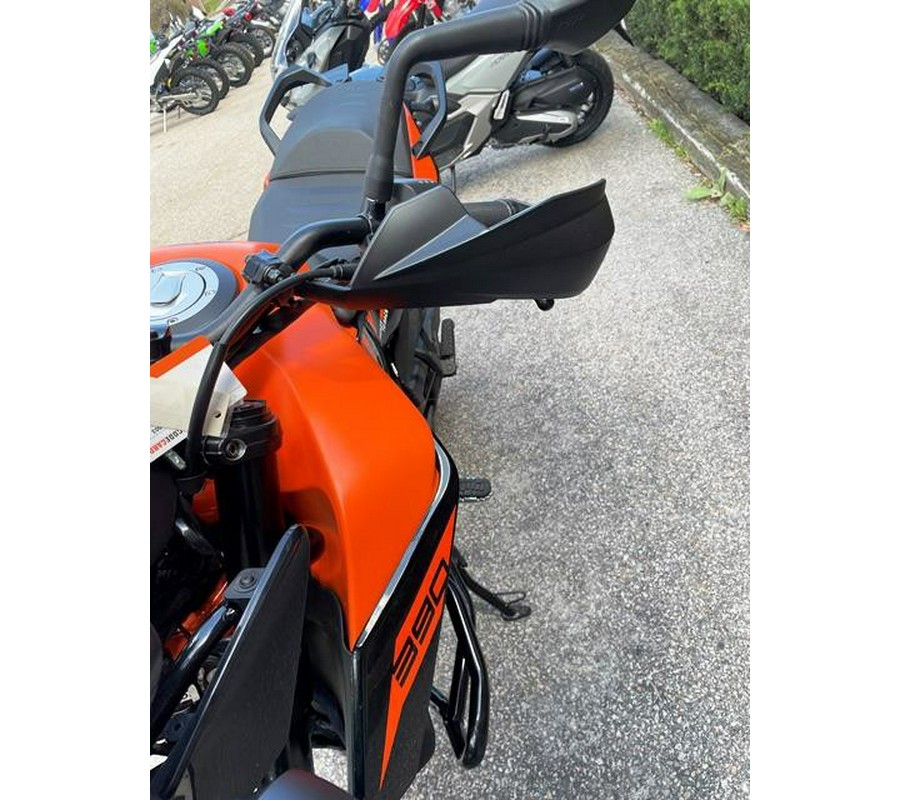 2024 Adventure 390 - KTM