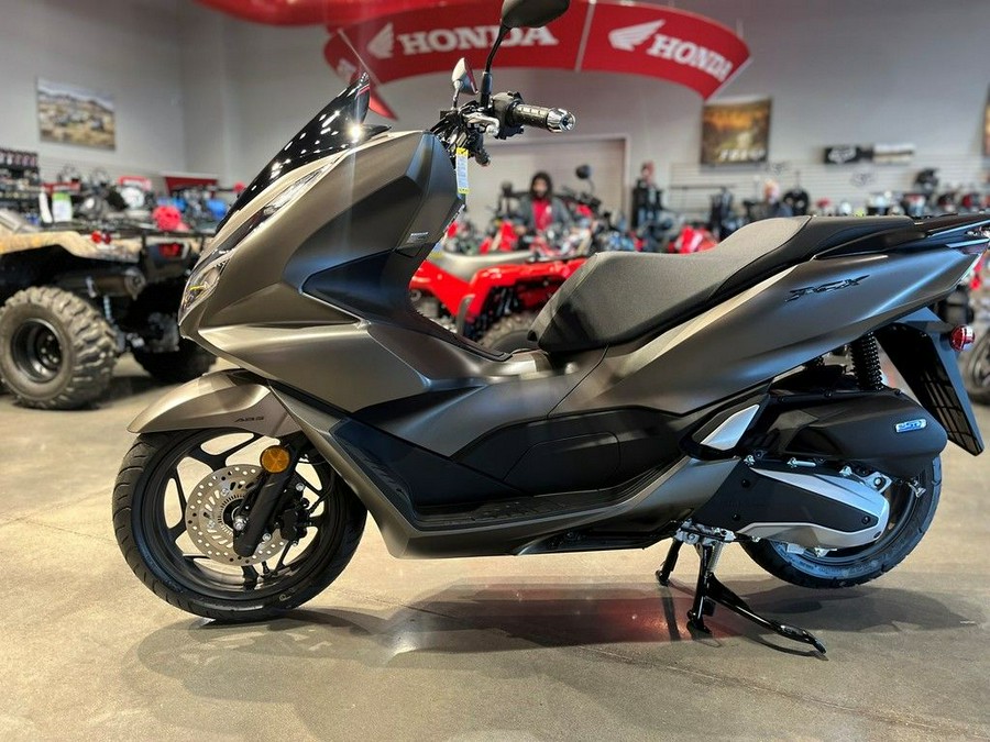 2023 Honda® PCX