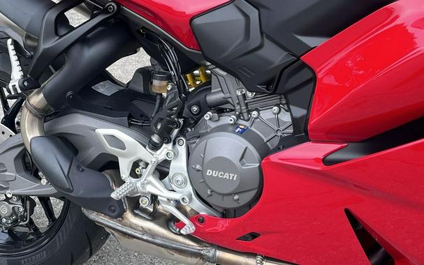 2026 Ducati Panigale V2