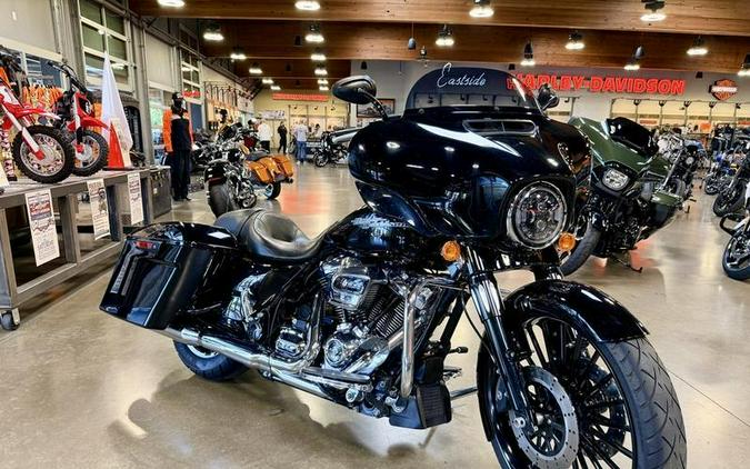 FLHX 2018 Street Glide®