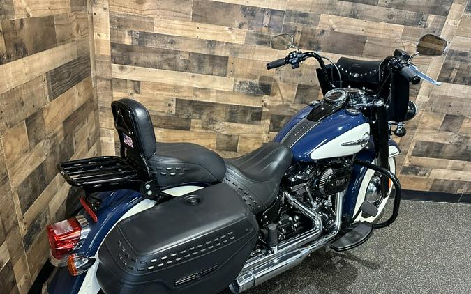 2019 Harley-Davidson® Heritage Classic 114 Billiard Blue/Billiard White FLHCS