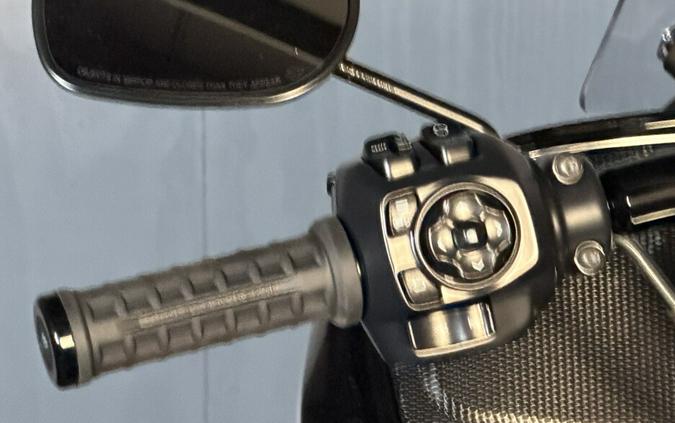 2026 Harley-Davidson® Road Glide Limited FLTRXL DRK BILIARD GRY