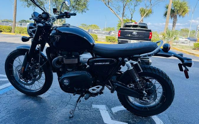 2024 Triumph Scrambler 1200 X Sapphire Black