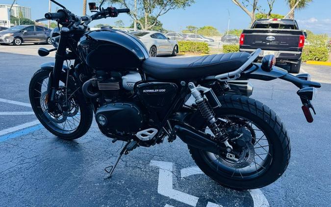 2024 Triumph Scrambler 1200 X Sapphire Black