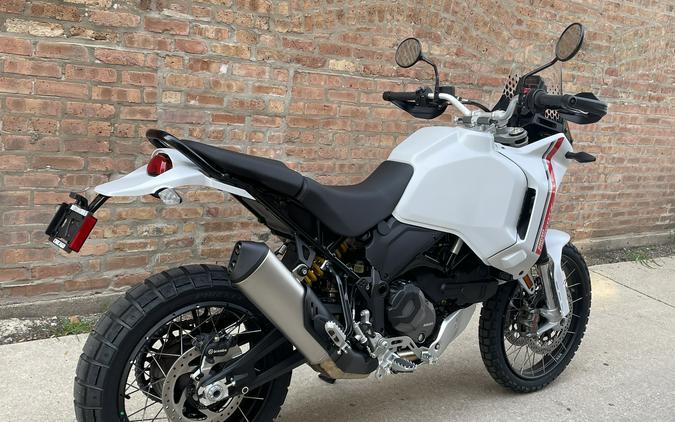 2025 Ducati DesertX