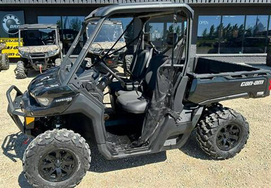 2024 Can-Am Defender XT HD10