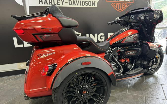 2026 Harley-Davidson® CVO Street Glide 3 Limited Citrus Heat CVO Tri-Tone