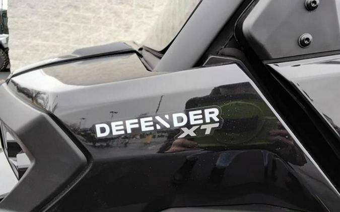 2026 Can-Am Defender XT CAB HD11