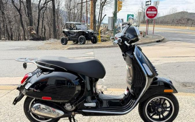 2023 Vespa GTS 300