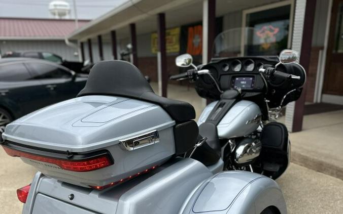 FLHTCUTG 2023 Tri Glide® Ultra