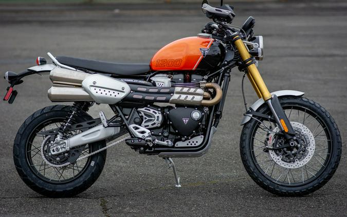 2024 Triumph Scrambler 1200 XE Baja Orange / Phantom Black