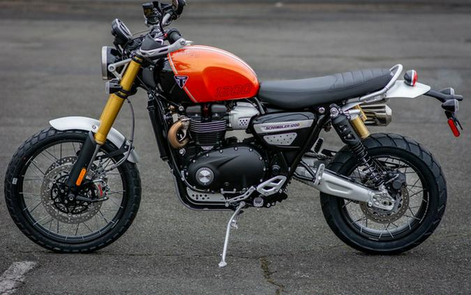 2024 Triumph Scrambler 1200 XE Baja Orange / Phantom Black