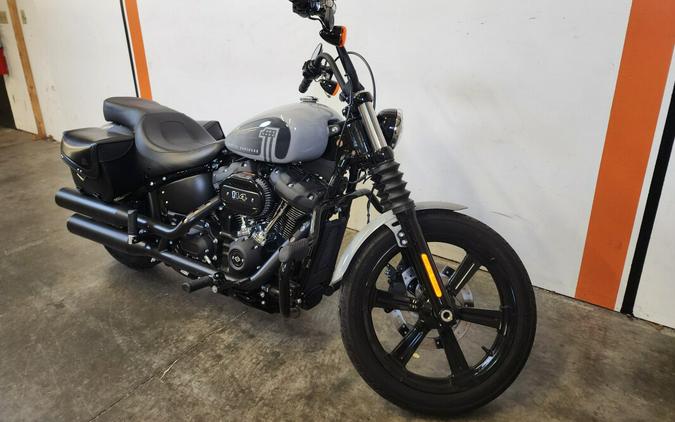 2024 Harley-Davidson Street Bob 114 Billiard Gray FXBBS