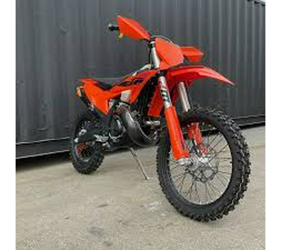 2025 KTM 150 XC-W