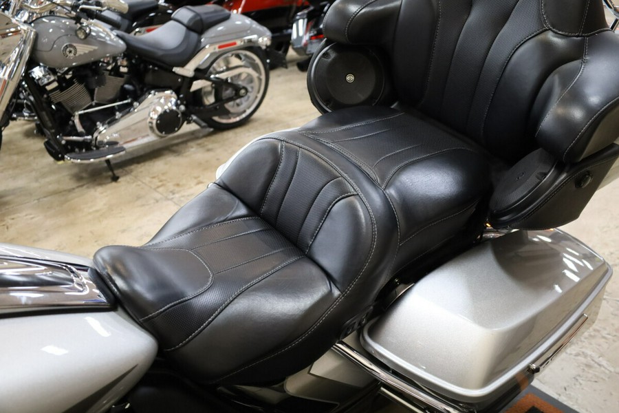 FLHTKSE 2017 CVO™ Limited