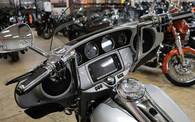 FLHTKSE 2017 CVO™ Limited