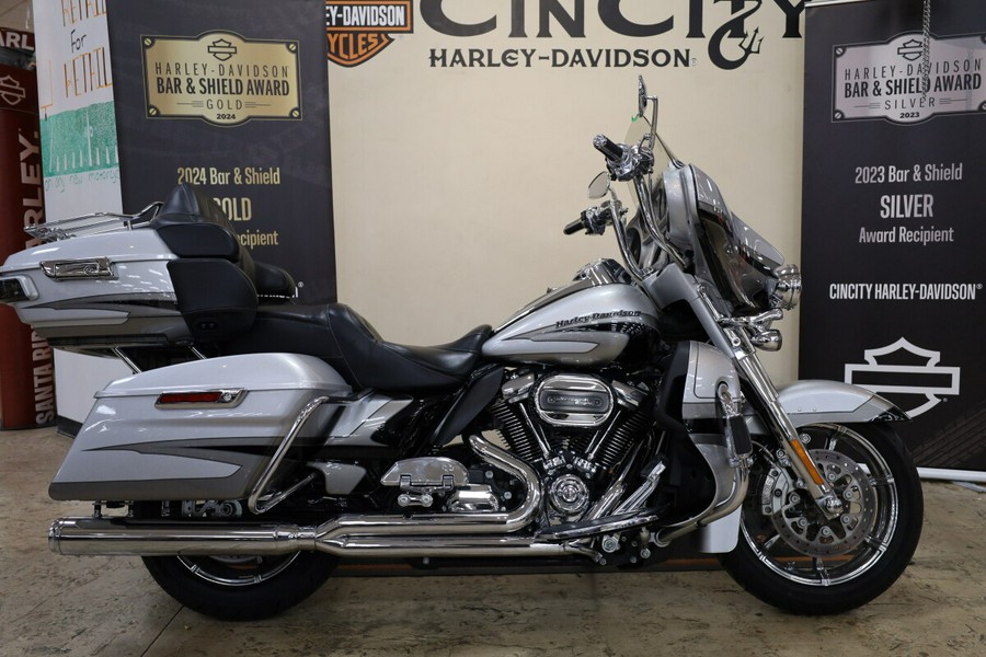 FLHTKSE 2017 CVO™ Limited