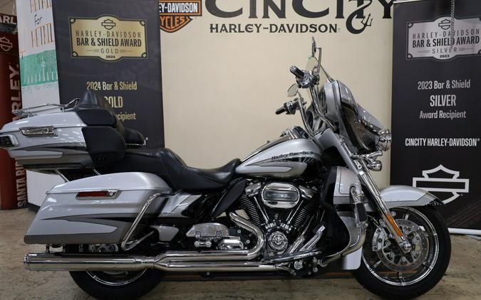 FLHTKSE 2017 CVO™ Limited