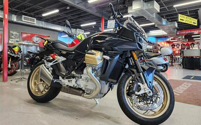 2024 Moto Guzzi V100 Mandello