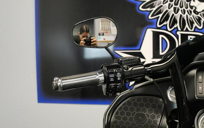 2016 Harley-Davidson® FLTRU - Road Glide® Ultra