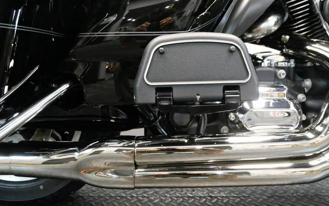 2016 Harley-Davidson® FLTRU - Road Glide® Ultra