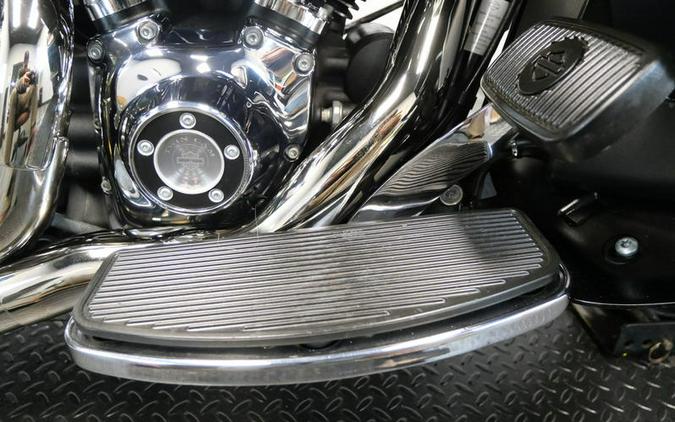 2016 Harley-Davidson® FLTRU - Road Glide® Ultra