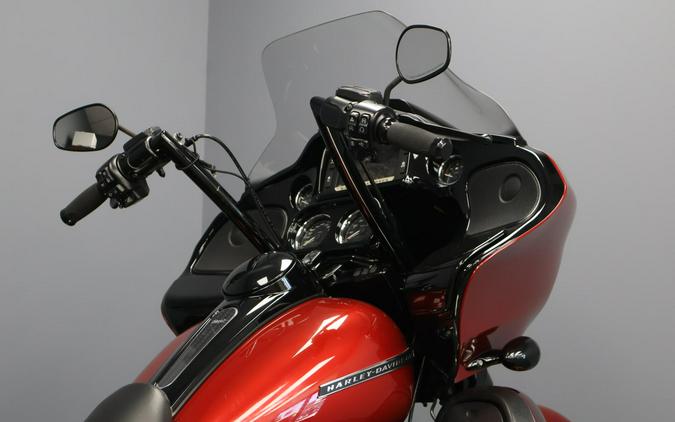 2018 Harley-Davidson® Road Glide® Special Wicked Red