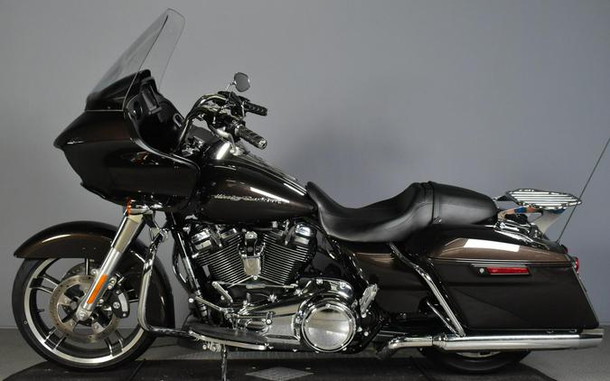 2018 Harley-Davidson Road Glide Sumatra Brown