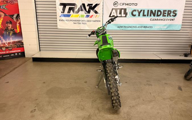 2027 Kawasaki KLX®140R F