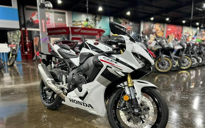 2025 Honda CBR1000RR