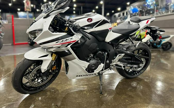 2025 Honda CBR1000RR