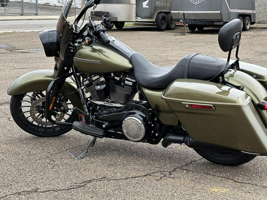 2017 Harley-Davidson® FLHRXS - Road King® Special