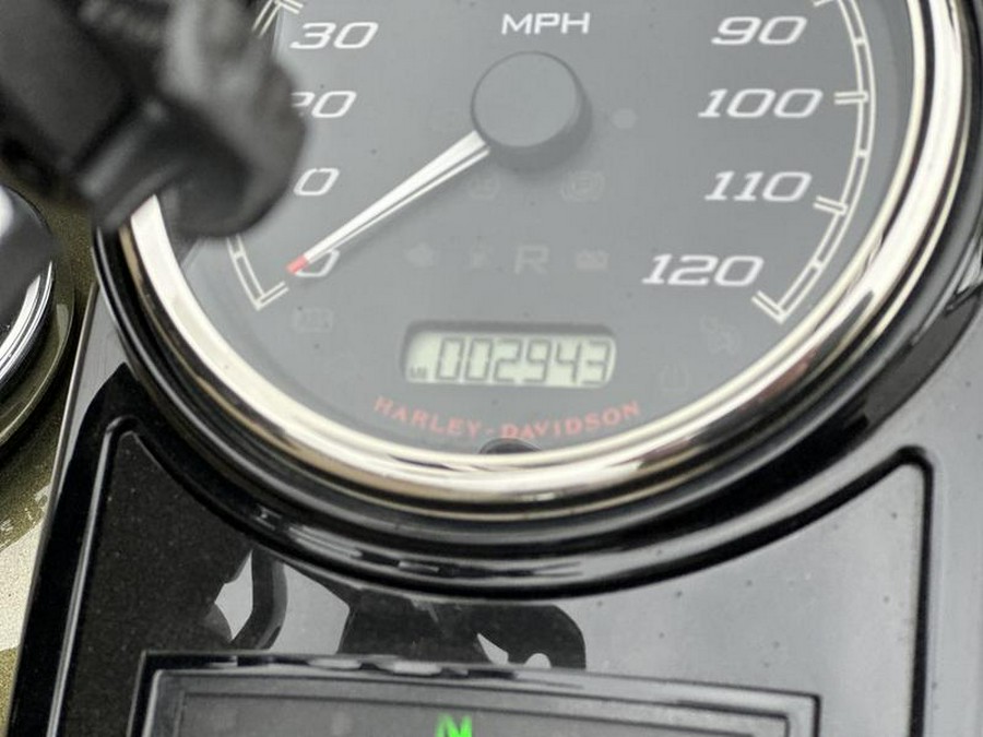 2017 Harley-Davidson® FLHRXS - Road King® Special