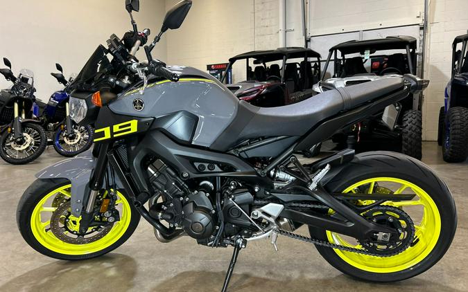 2016 Yamaha FZ-09