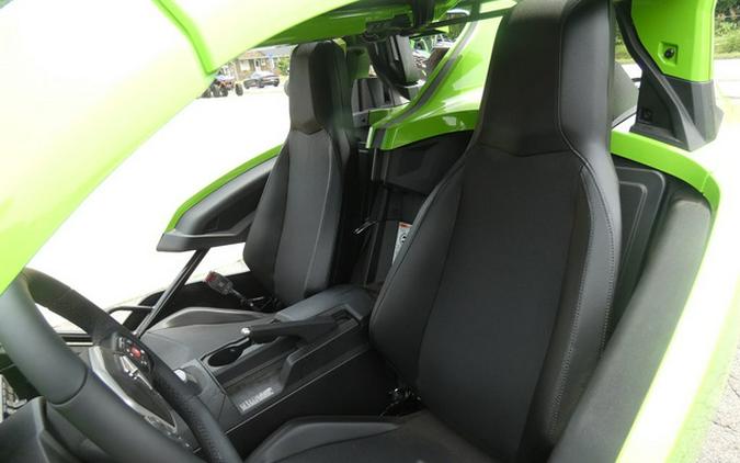 2025 Polaris SLINGSHOT SL Autodrive Liquid Lime