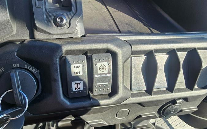 2026 Can-Am Defender HD7